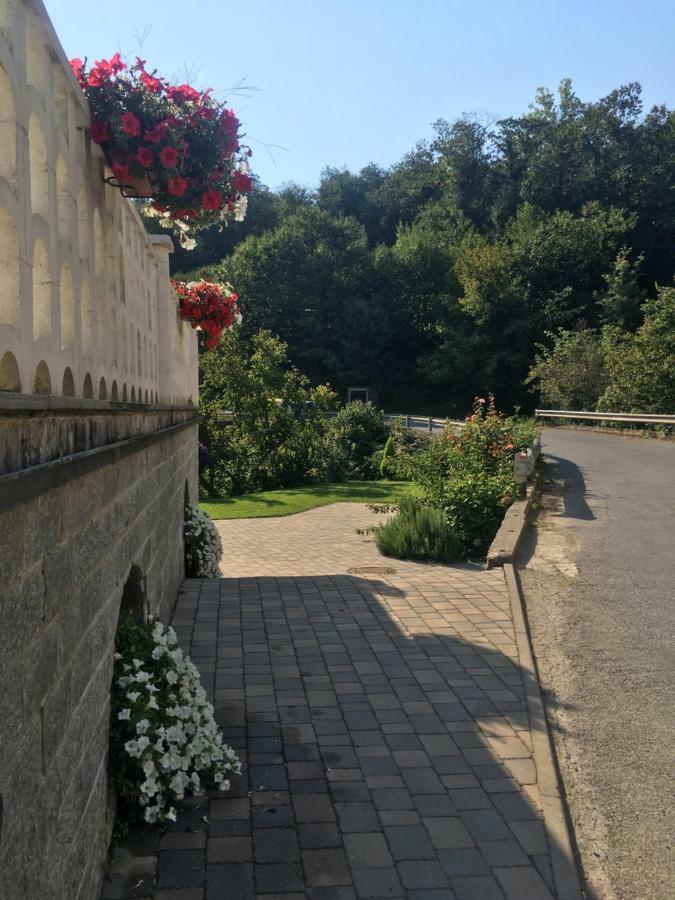 Agriturismo La Ferriera Пиньйоне Экстерьер фото